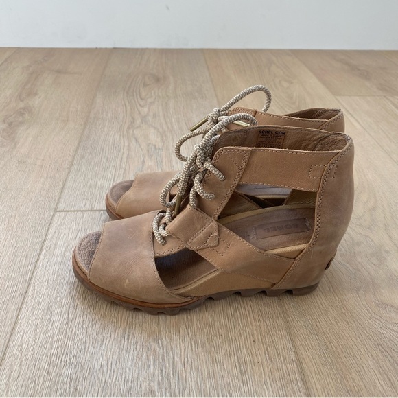 Sorel Joanie II Tan Wedge Leather Lace Up Size 8.5 - Picture 3 of 6